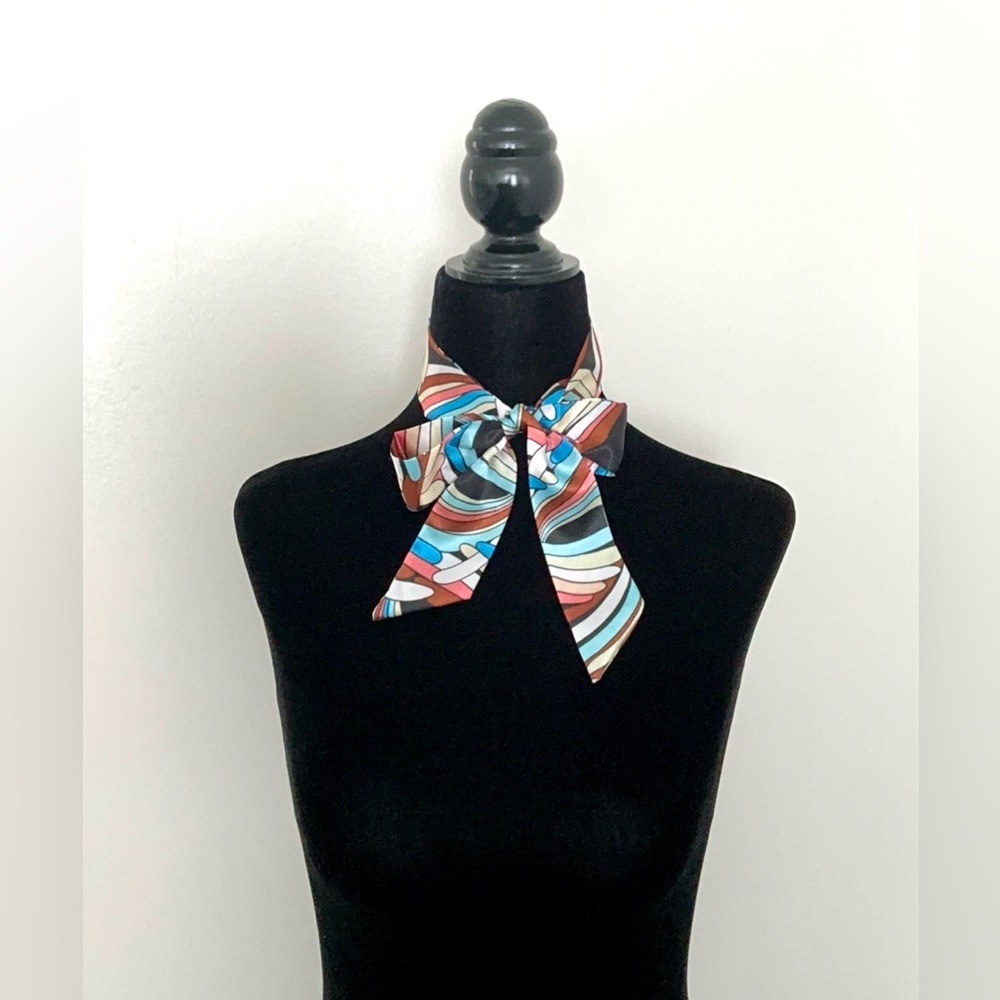 NEW! Multicolor Geometric Pattern Twilly Scarf